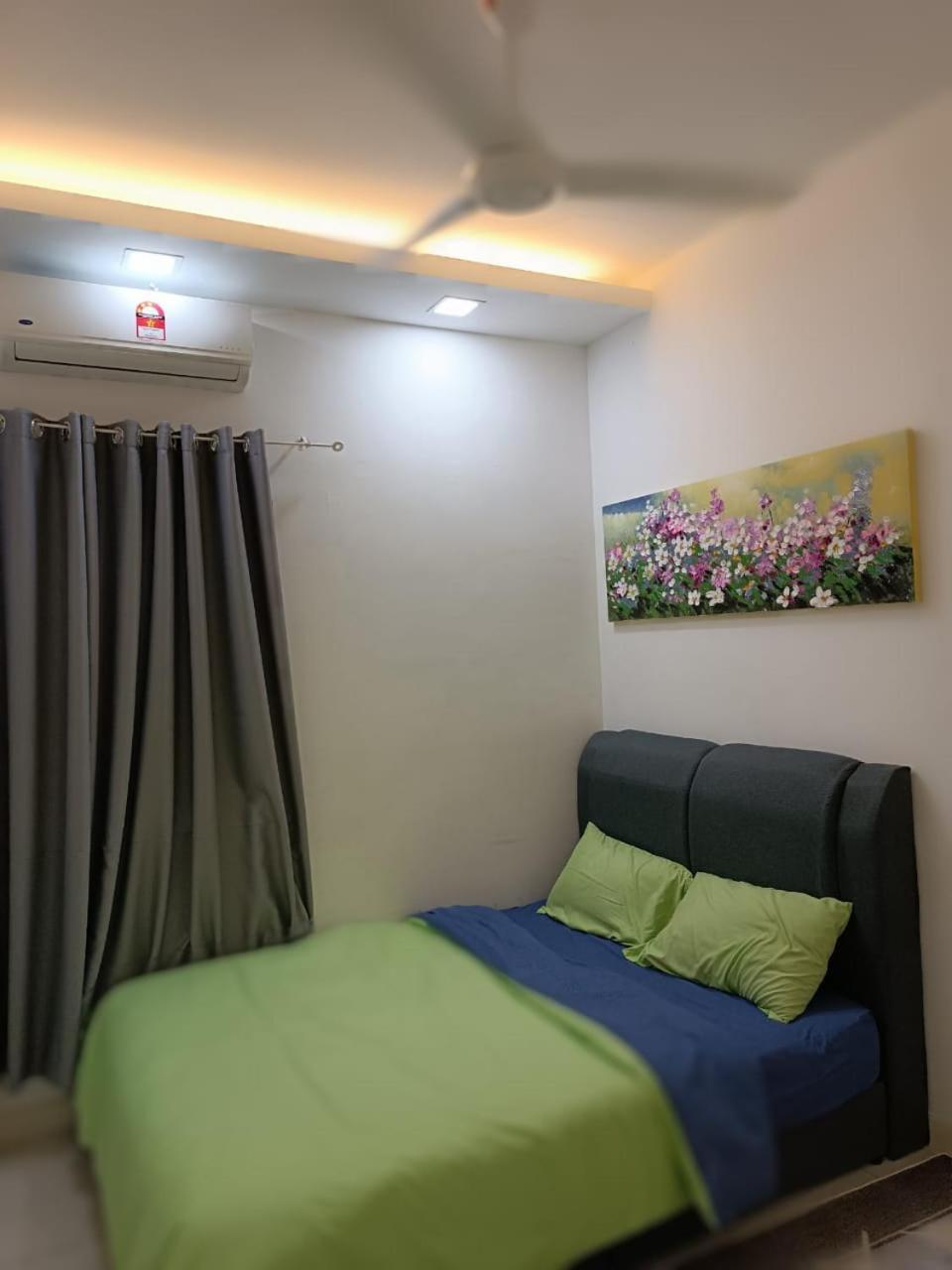 Qaisara D'Savanna Homestay@Southville City Bangi Exterior foto