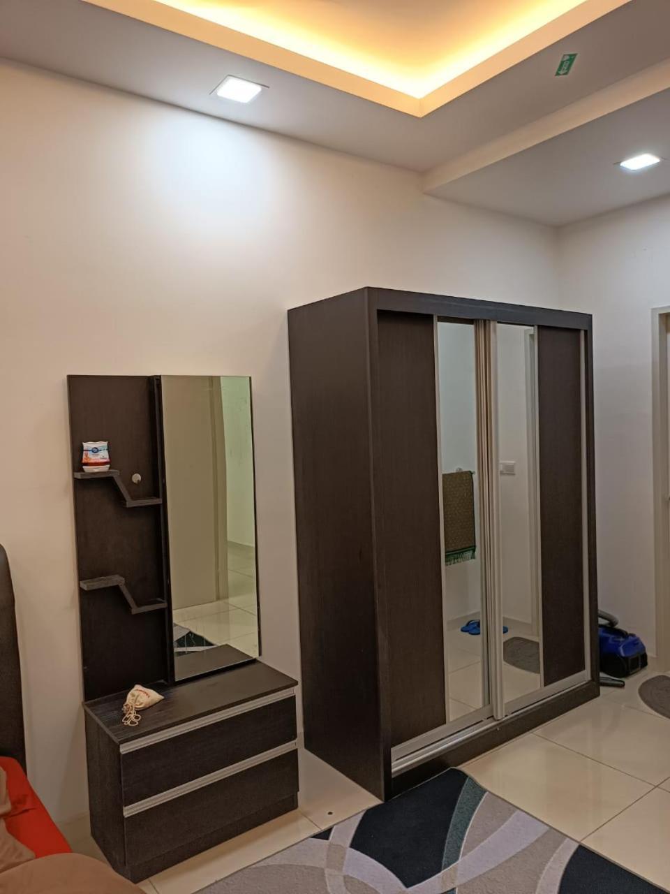 Qaisara D'Savanna Homestay@Southville City Bangi Exterior foto